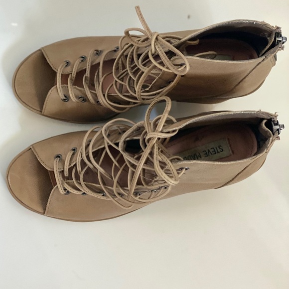 Steve Madden Tempting Lace-Up Bootie - Picture 6 of 9